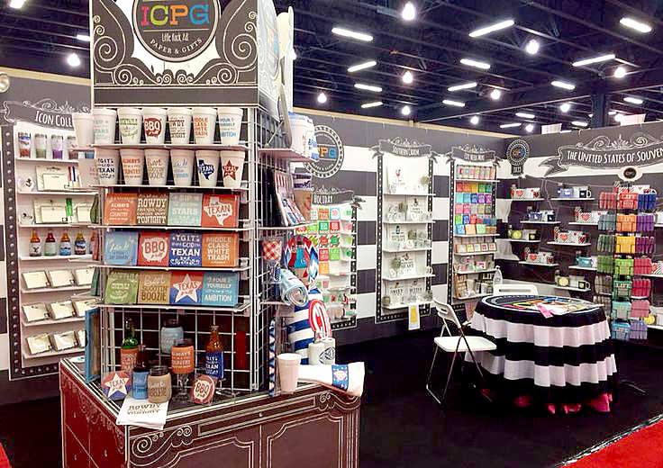 Trade Show, Custom Shelves, Eye Catching Graphic